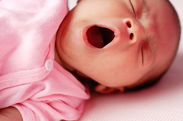 Baby lying down — Stock Photo, Image