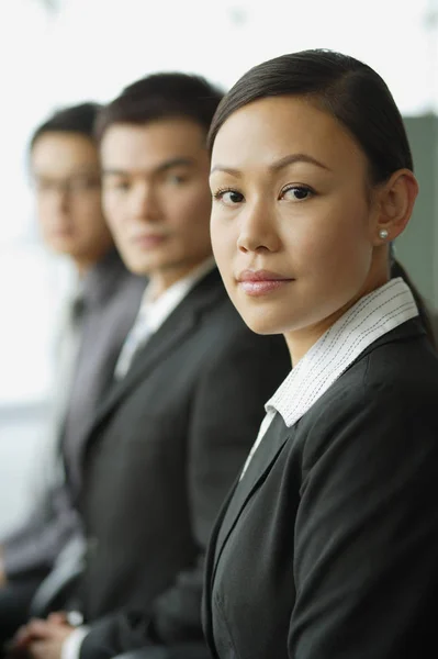 Gente de negocios en la oficina — Foto de Stock