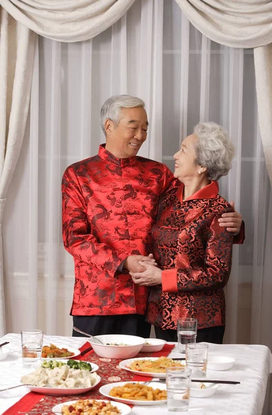 Heureux asiatique Senior couple — Photo