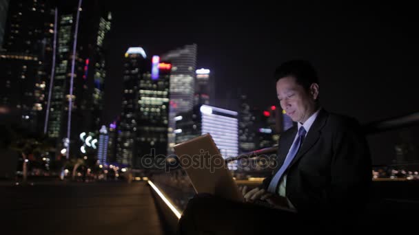 Businessman Working on Laptop — Stock Video