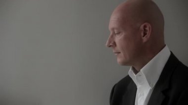 güven ararken işadamı