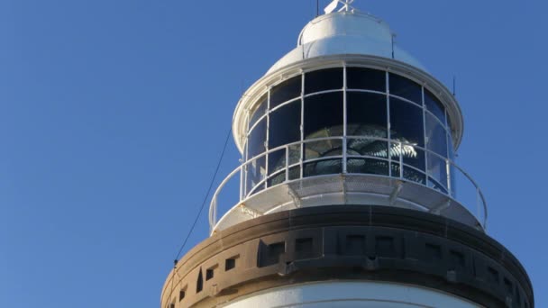 Luz de giro no farol branco — Vídeo de Stock