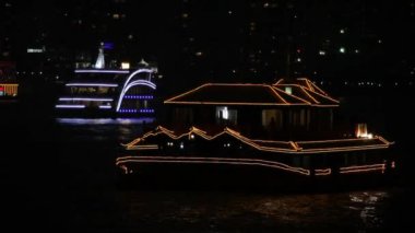  Shanghai renkli ışıklar gece 