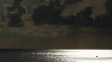 Ws okyanus alacakaranlıkta