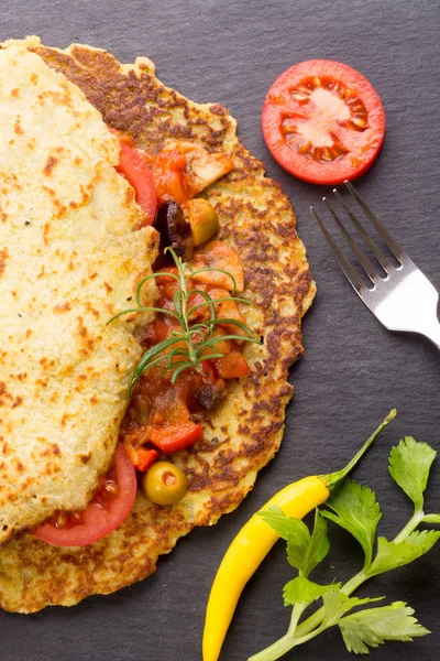 Potato pancake with stew — Stock Photo, Image