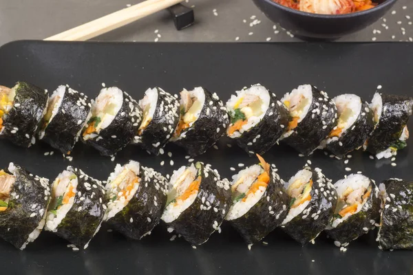 Ton balığı Kore yemeği tuzluydu rulo