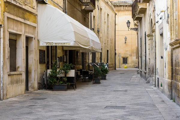 2018年10月 意大利Puglia的Lecce 穿过意大利Puglia地区南部的Lecce古城 — 图库照片
