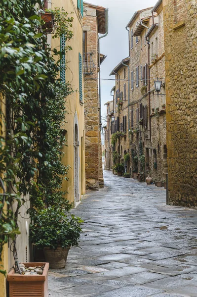 Yağmurlu Bir Günde Güzel Şehir Pienza Toskana Nın Sokaklarında Yürü — Stok fotoğraf