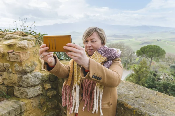 Procházka Deštivý Den Ulicemi Krásného Města Pienza Toskánsko — Stock fotografie