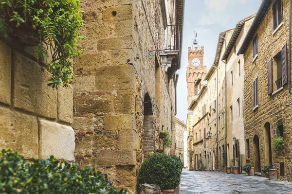 Прогулка Дождливый День Улицам Прекрасного Города Пьяцца Тоскана — стоковое фото