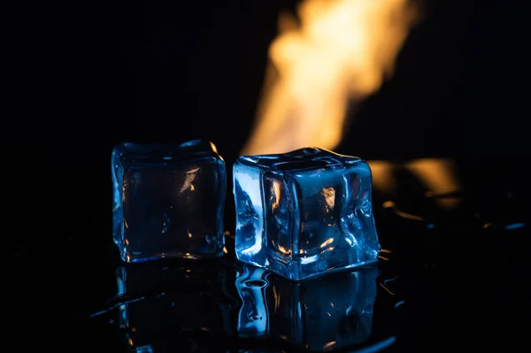 Fuego Hielo Sobre Fondo Negro2 —  Fotos de Stock