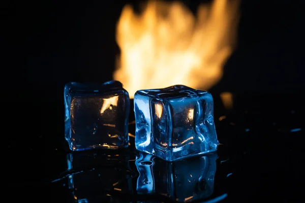 Fuego Hielo Sobre Fondo Negro1 —  Fotos de Stock