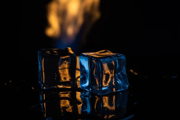 Fuego Hielo Sobre Fondo Negro3 —  Fotos de Stock