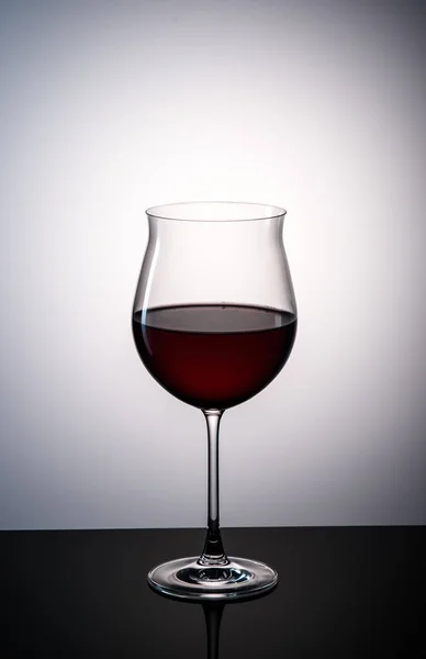 Rotwein Weinglas Hintergrund — Stockfoto