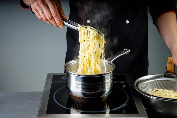 Restaurant Chef Cooking Noodles Website Menu14 Royalty Free Stock Photos