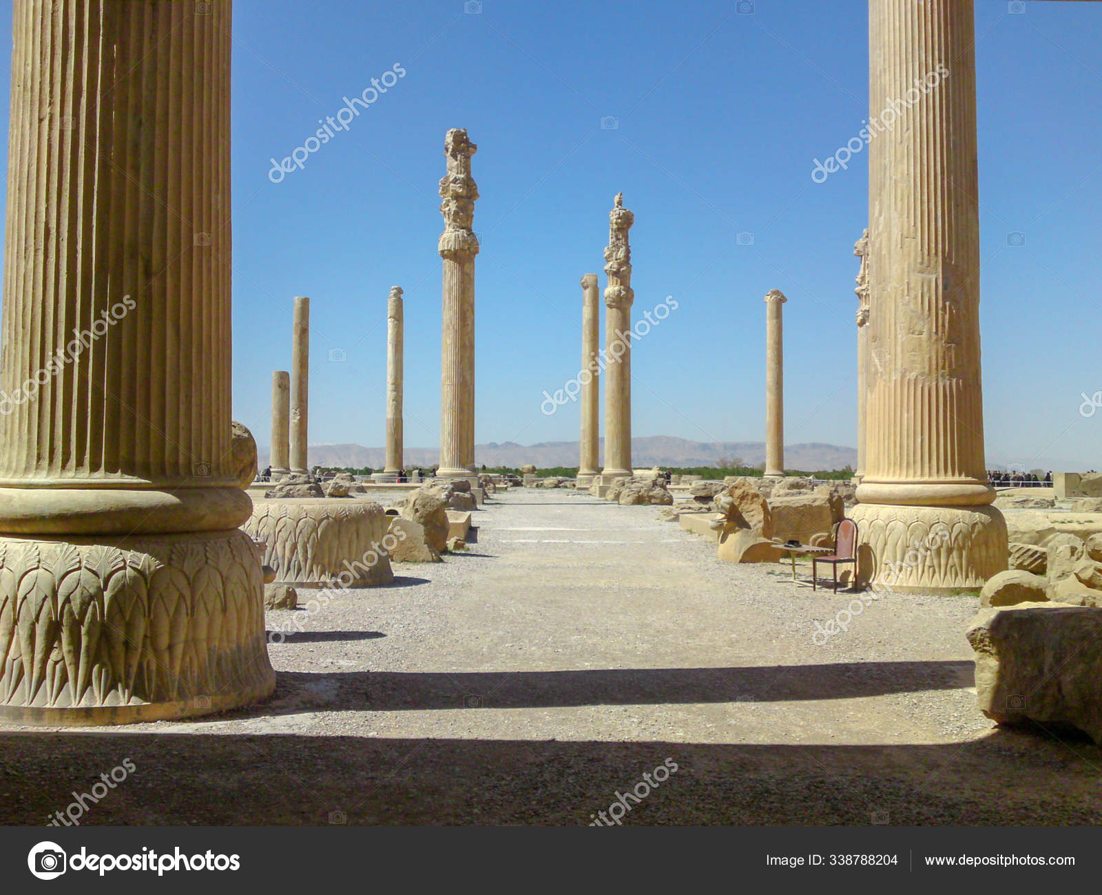 페르세폴리스 페르세폴리스는 아케메네이드 제국의 수도였다 ...