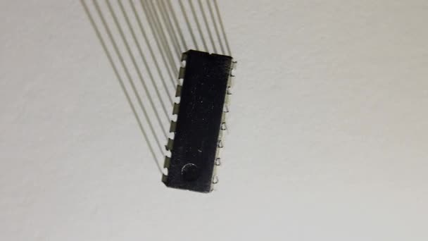 Componente Microplaqueta Eletrônica Macro Tiro Girando Girando — Vídeo de Stock