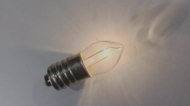 Gloeilamp Macro Shot Draaien Draaien — Stockvideo