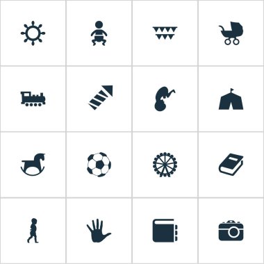 Vektör çizim basit çocuk simgeler kümesi. Öğeleri bebek arabası, dümen, futbol ve diğer eş anlamlı at Circus ve Festivali.