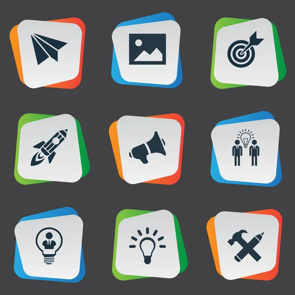 Vector Illustration Set of Simple Creative Thinking Icons. Imagen de los elementos, transbordador, precisión y otros sinónimos Equipo, herramienta y martillo . — Archivo Imágenes Vectoriales