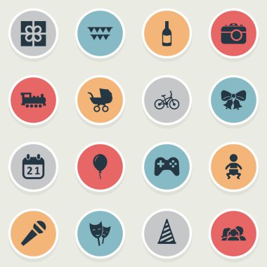 Vektör çizim basit doğum günü simgeler kümesi. Öğeleri tren, konuşma, oyun ve diğer eş sesli, Aile içi ve tren.