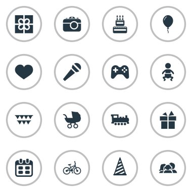 Vektör çizim basit doğum günü simgeler kümesi. Öğeleri bisiklet, kutu, şekerleme ve diğer eş anlamlı ses, tren ve Sweetmeat.