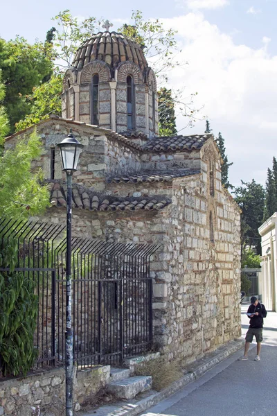 从神圣使徒教堂的屁股看 雅典的地标 古希腊首都阿戈拉的宗教纪念碑 拜占庭风格的天主教圣殿 — 图库照片