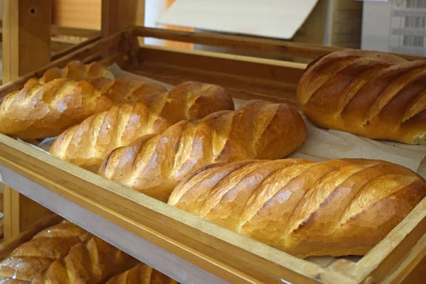 Mains Sur Une Étagère Dans Une Boulangerie Gros Plan Département — Photo