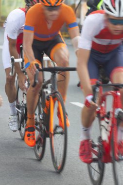 Bisikletçiler yarış, Hareket Bulanıklığı