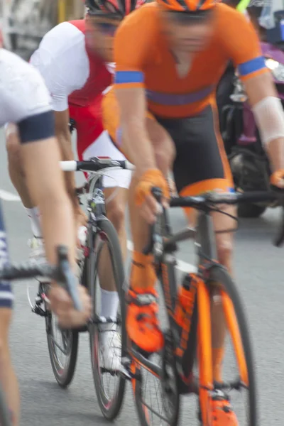 Bisikletçiler yarış, Hareket Bulanıklığı