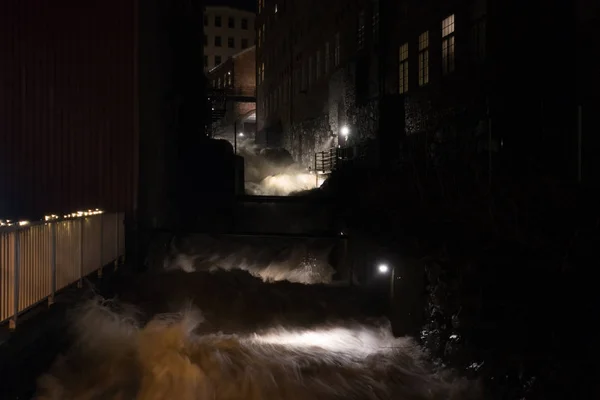 Molndal alten Industriegebiet in der Nacht — Stockfoto