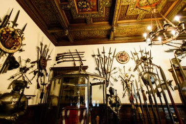 Peles Sarayı Cephanelik Salonunun Ayrıntıları, Sinaia, Romanya