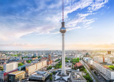 gün batımında Berlin