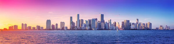 Panoramiczny Widok Panoramę Miami Podczas Zachodu Słońca — Zdjęcie stockowe