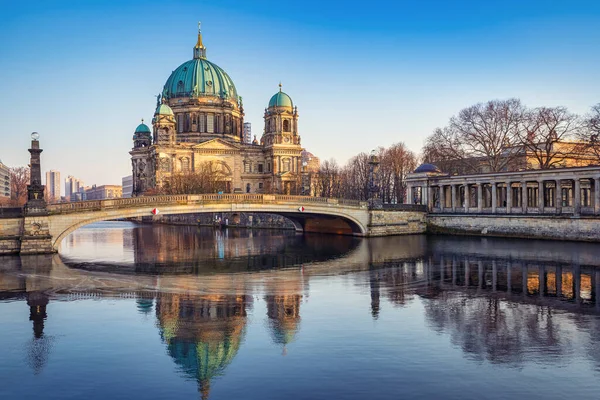 Famosa Cattedrale Berlino Tramonto — Foto Stock