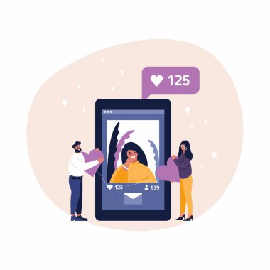 Sevgi dolu bir genç adam, sosyal ağda gülümseyen bir kadının fotoğrafını telefon uygulamasında paylaşmayı sever. Kadın gülümseme ifadeleriyle karşılık veriyor. İletişim konsepti.