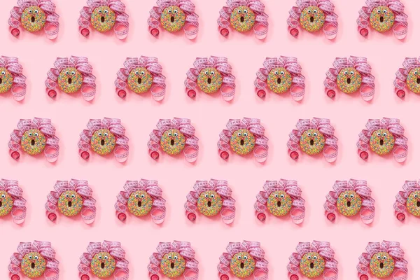 Donat Pattern Pink Background Abstract Funny Face Woman Donut Eyes — Stock Photo, Image