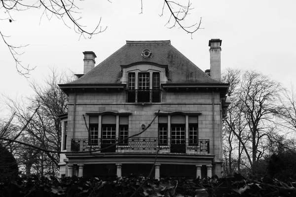 Vintage house in Antwerp — Stock Photo, Image