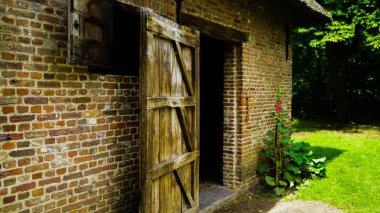 Eski bir çiftlik evinin mimari detay