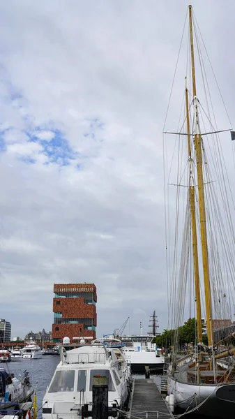 Sailboat at the harbor — Stock Photo, Image