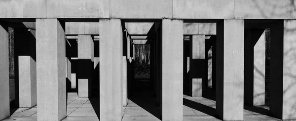 Una Estructura Abstracta Hormigón Parque Amberes Bélgica —  Fotos de Stock