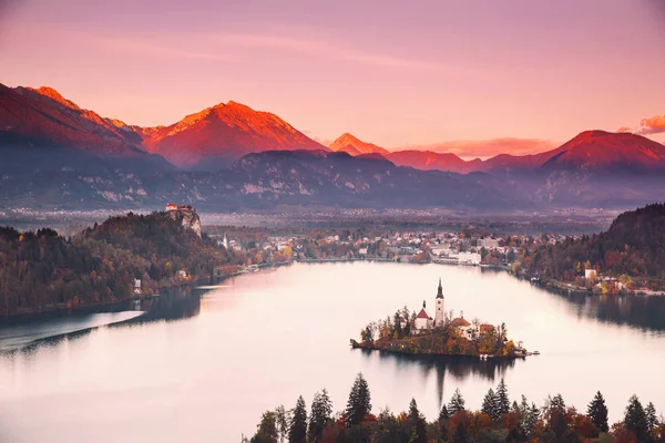 Csodálatos Bled tó, naplemente, Szlovénia, Európa — Stock Fotó