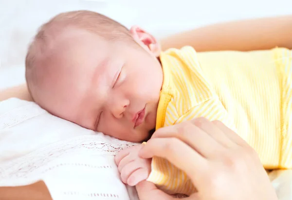 Enfant endormi nouveau-né Images De Stock Libres De Droits