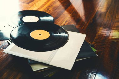 Vinil kayıt ve albümleri koleksiyonu