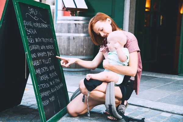 Aile eski şehir merkezi Ljubljana, Slovenya. — Stok fotoğraf