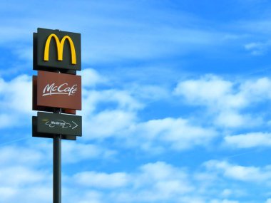 McDonald 'ın McDrive' ı Kasım 2019 'da Blue Sky' a karşı tabeladaydı.