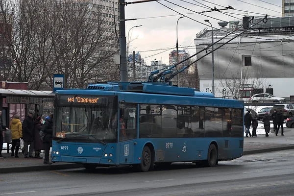 Moskau Russland 2020 Die Passagiere Steigen Den Bus — Stockfoto