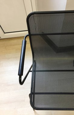 Bekleyen bir stüdyoda