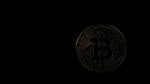 Bitcoin btc Aislado sobre fondo negro — Vídeos de Stock