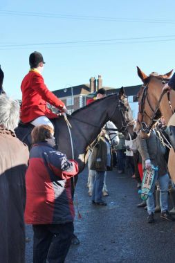 Hunt, Tenterden, Kent, İngiltere'de, 26 Aralık 2016 tilki: tilki AVI avcı hazır içinde tilki AVI için